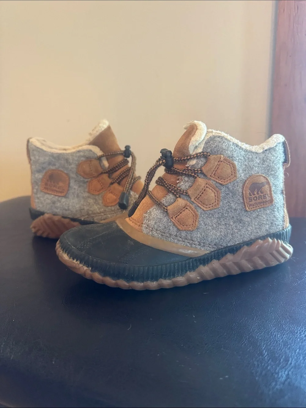 Sorel Girls Wool-Blend Duck Boots in Gray and Brown